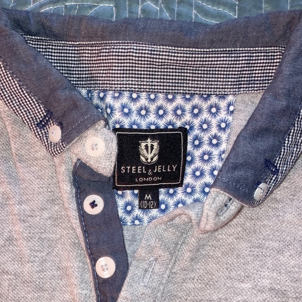 Shirt - Picture 2 of 3